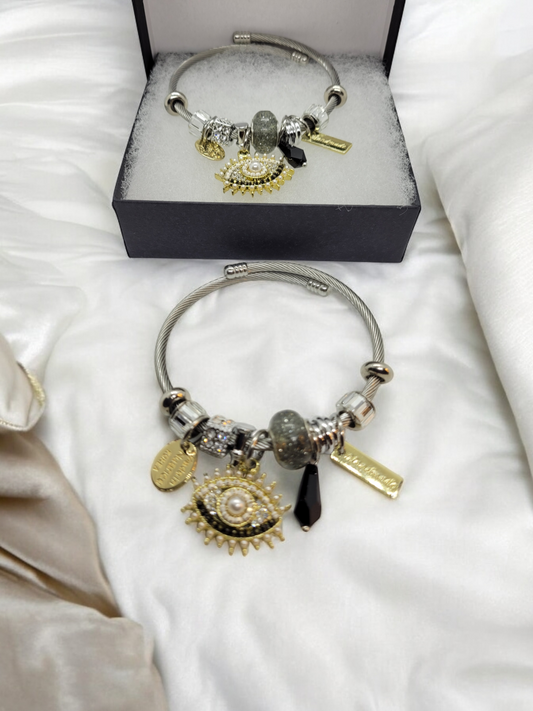 Black and gold evil eye bracelet