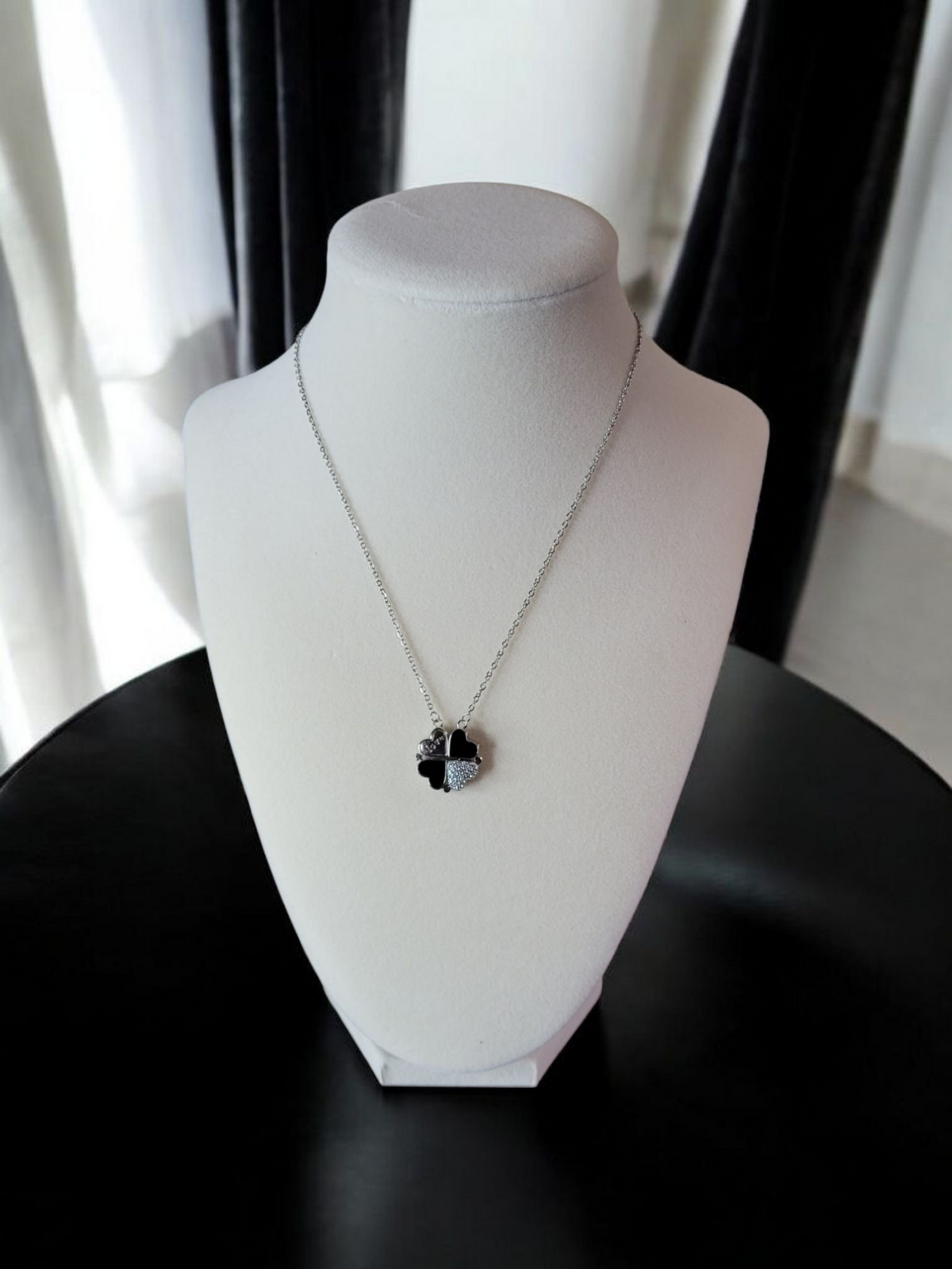 Sliver & Black Heart Clover Magnetic Necklace