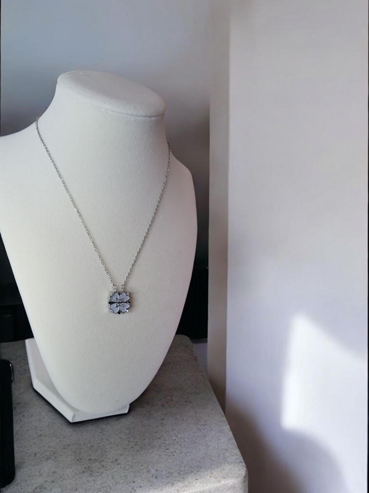 Sliver on Sliver Heart Magnetic Necklace