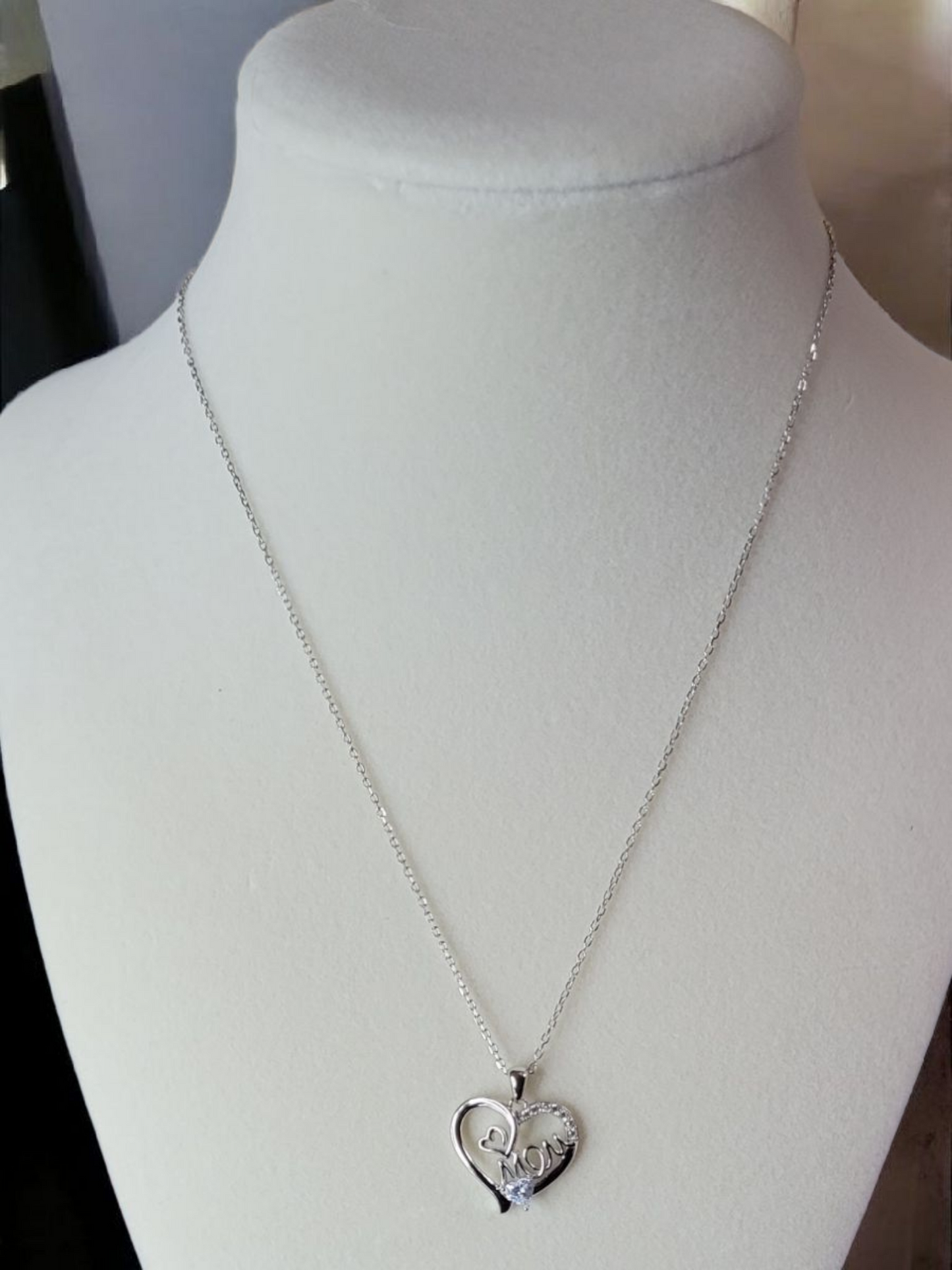 925 Sterling Silver Mom Necklace